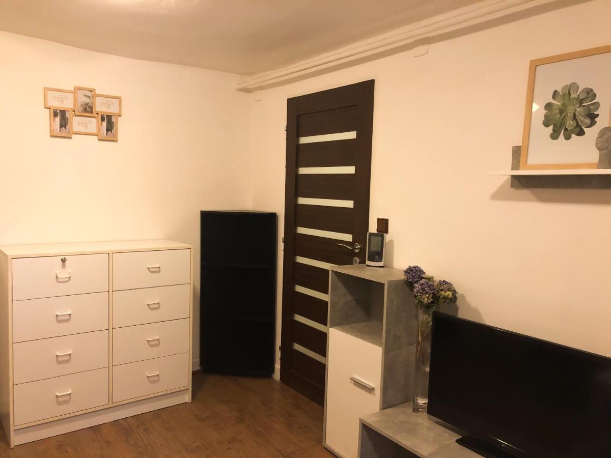 Ferienwohnung Dorota Karlsbad Exterior foto